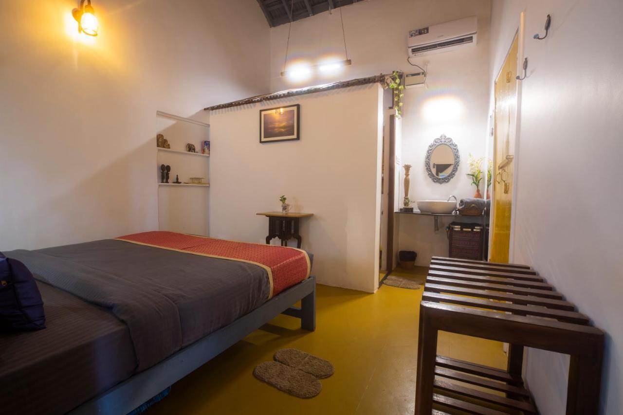 Craft Hostels Anjuna Esterno foto