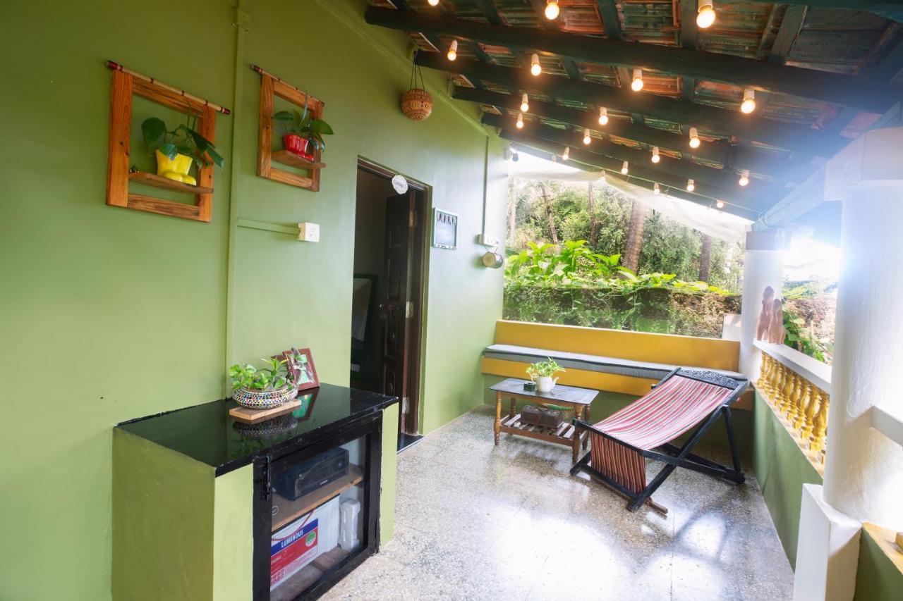 Craft Hostels Anjuna Esterno foto