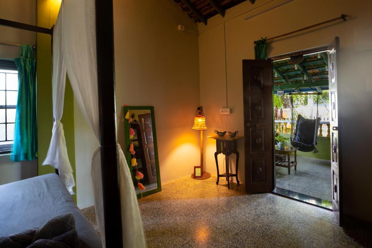 Craft Hostels Anjuna Esterno foto