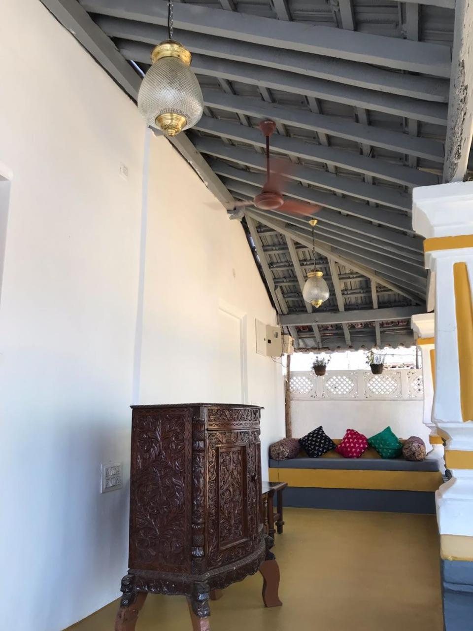 Craft Hostels Anjuna Esterno foto