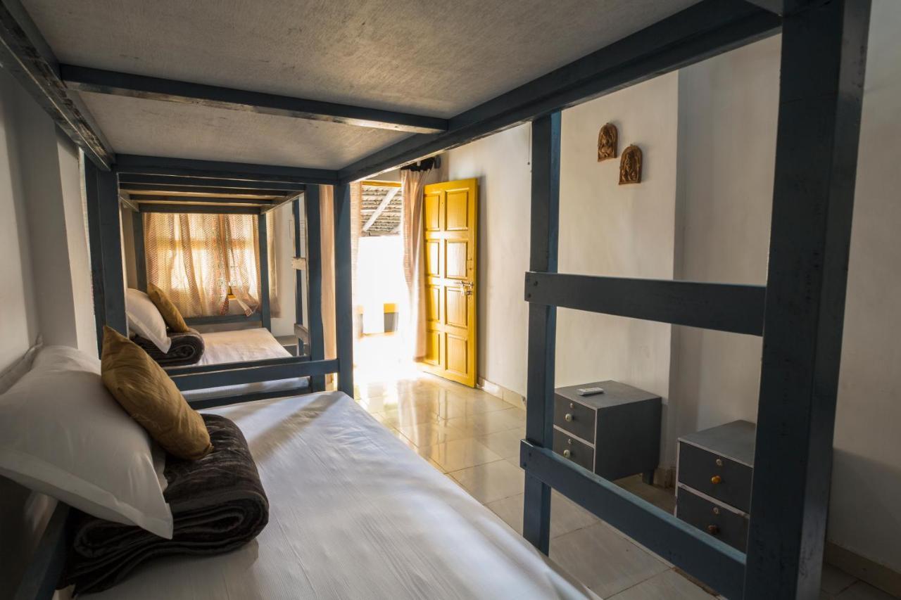 Craft Hostels Anjuna Esterno foto