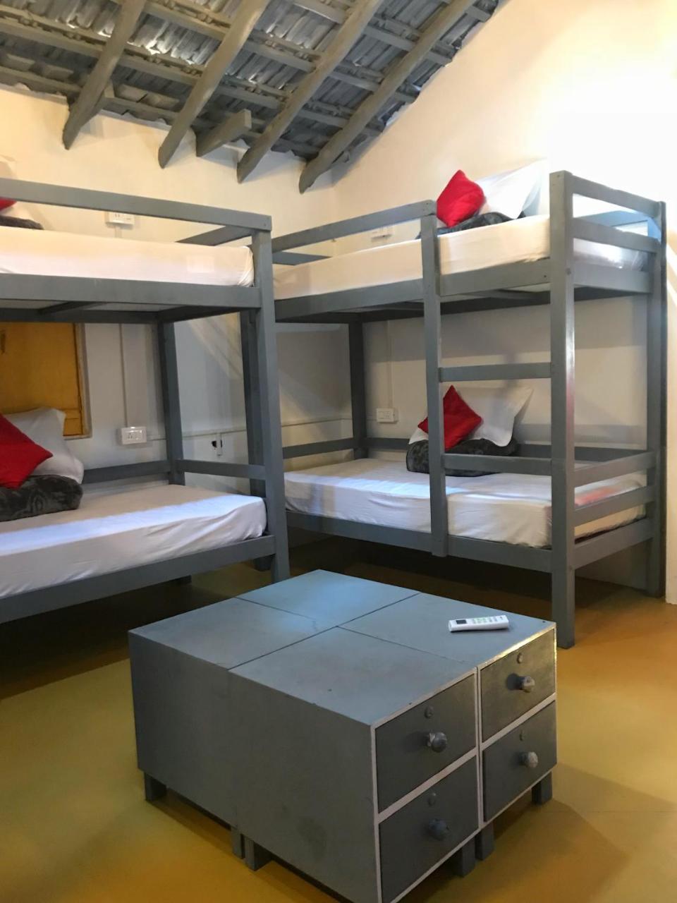 Craft Hostels Anjuna Esterno foto